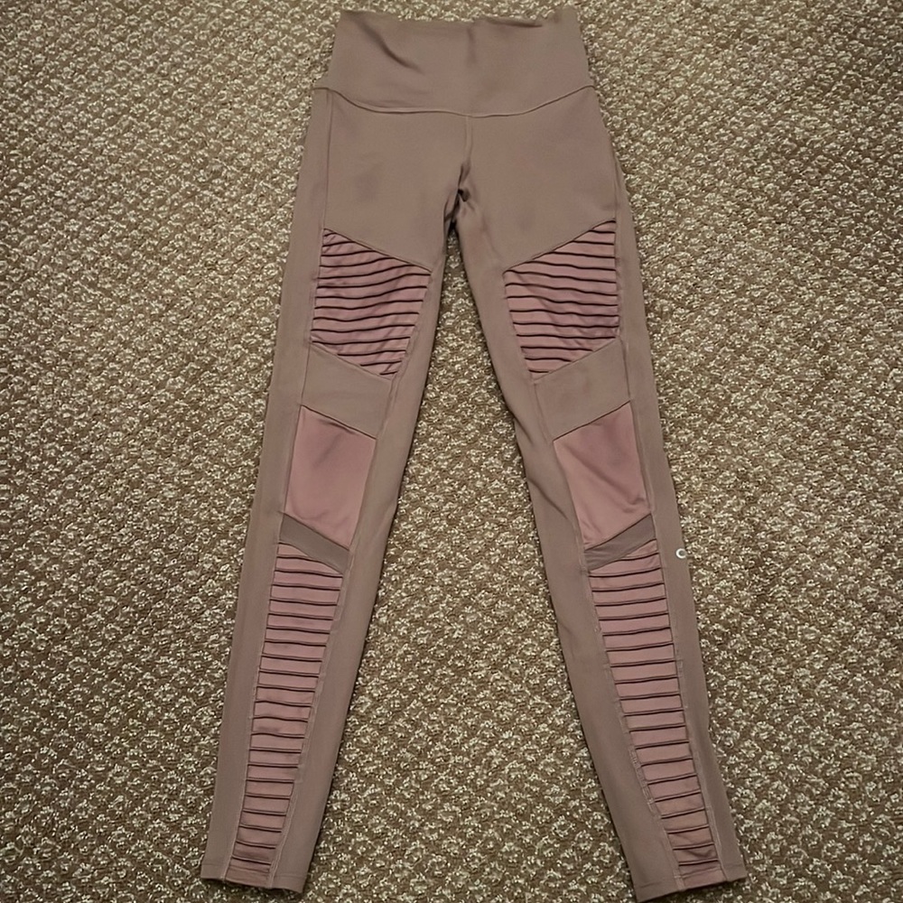 Alo Yoga Moto High Waist Legging